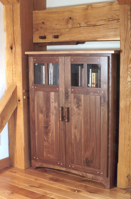 Craftsman Built in Bookcase